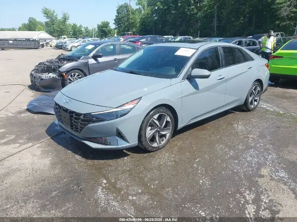 KMHLP4AGXPU378112 2023 HYUNDAI ELANTRA - Image 2