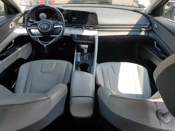 KMHLP4AGXPU426207 2023 HYUNDAI ELANTRA - Image 8