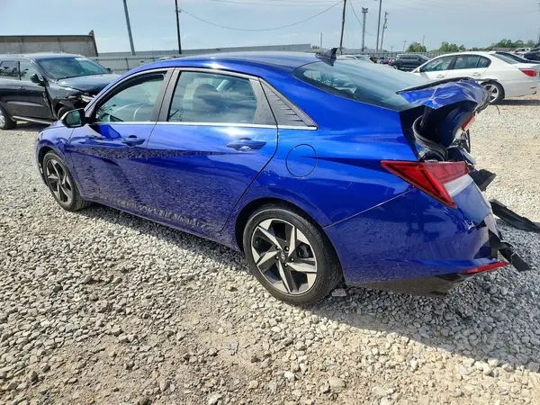 KMHLP4AGXPU460664 2023 HYUNDAI ELANTRA - Image 2