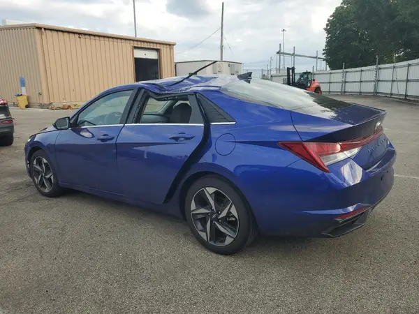 KMHLP4AGXPU522726 2023 HYUNDAI ELANTRA - Image 2