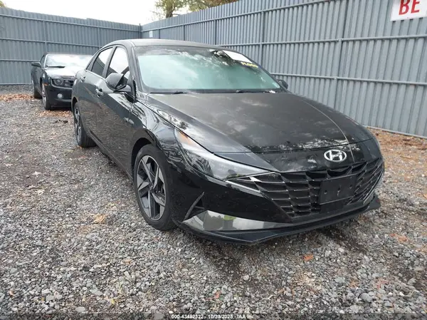 KMHLP4AGXPU563390 2023 HYUNDAI ELANTRA - Image 1