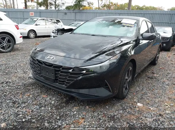 KMHLP4AGXPU563390 2023 HYUNDAI ELANTRA - Image 2