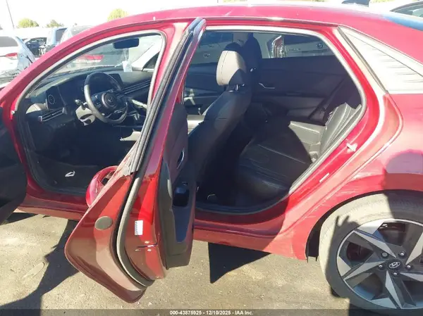 KMHLP4AGXPU618629 2023 HYUNDAI ELANTRA - Image 8