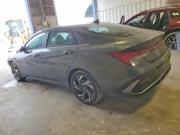 KMHLP4DG0RU665327 2024 HYUNDAI ELANTRA - Image 2