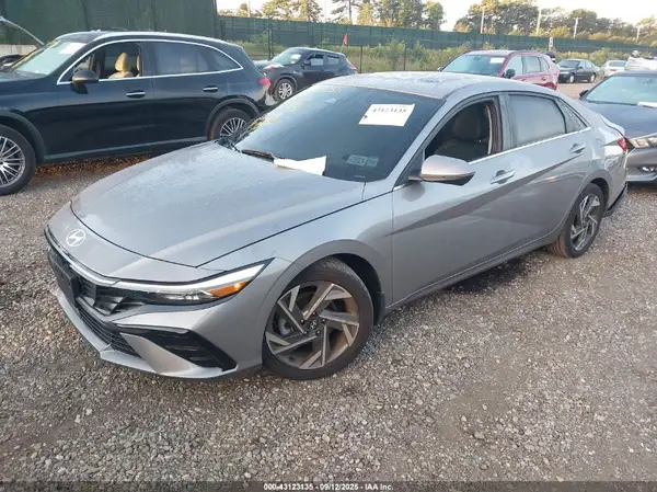 KMHLP4DG0RU739670 2024 HYUNDAI ELANTRA - Image 2