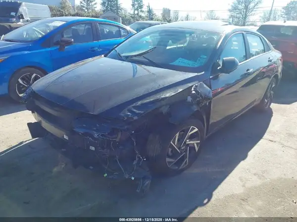 KMHLP4DG0RU773608 2024 HYUNDAI ELANTRA - Image 2