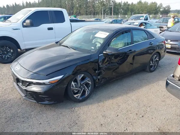 KMHLP4DG0RU815419 2024 HYUNDAI ELANTRA - Image 2