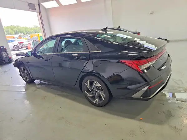 KMHLP4DG0SU056079 2025 HYUNDAI ELANTRA - Image 2