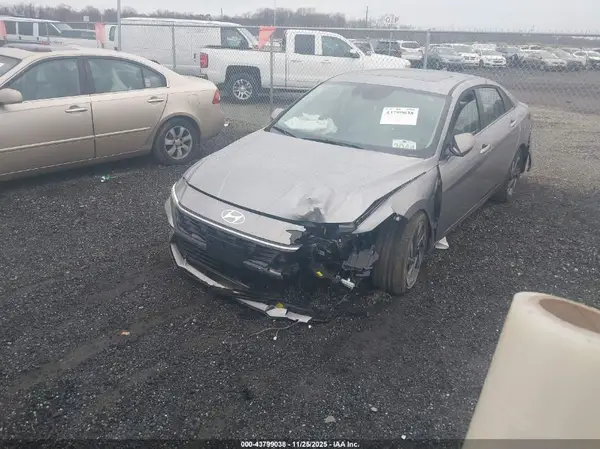 KMHLP4DG0SU071343 2025 HYUNDAI ELANTRA - Image 2