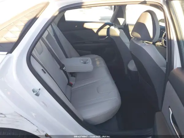 KMHLP4DG0SU875772 2025 HYUNDAI ELANTRA - Image 8