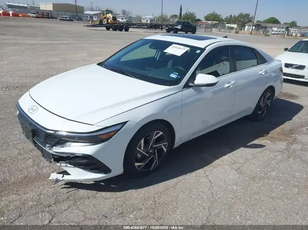KMHLP4DG0SU894872 2025 HYUNDAI ELANTRA - Image 2