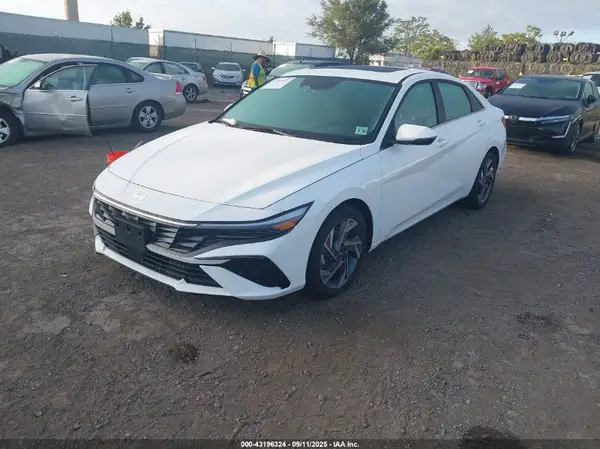 KMHLP4DG0SU908558 2025 HYUNDAI ELANTRA - Image 2