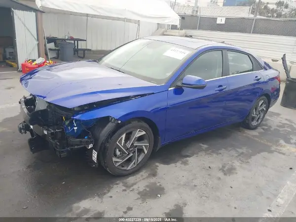 KMHLP4DG0SU927871 2025 HYUNDAI ELANTRA - Image 2