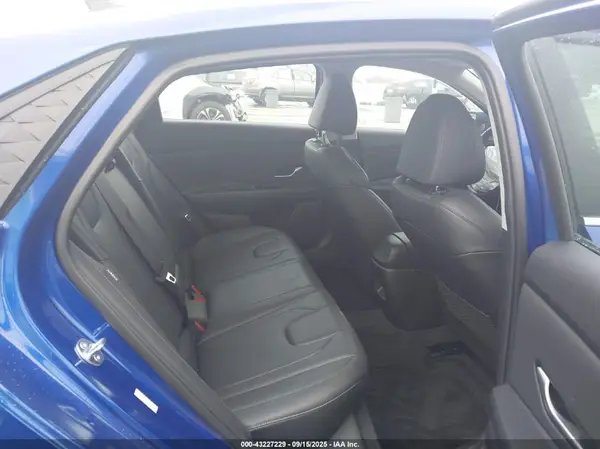 KMHLP4DG0SU927871 2025 HYUNDAI ELANTRA - Image 8