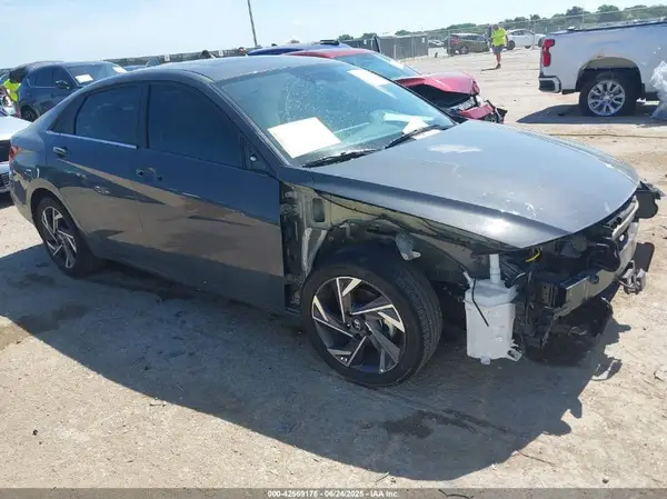 KMHLP4DG0SU932830 2025 HYUNDAI ELANTRA - Image 1