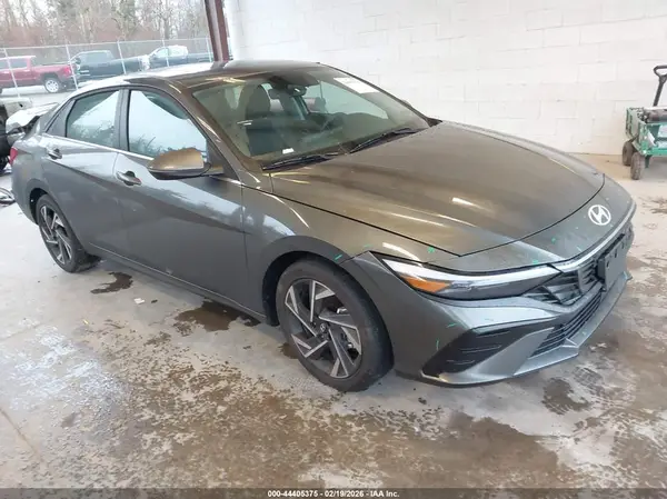 KMHLP4DG0SU942628 2025 HYUNDAI ELANTRA - Image 1