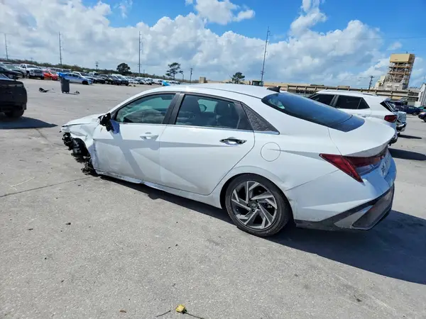 KMHLP4DG0SU979811 2025 HYUNDAI ELANTRA - Image 2