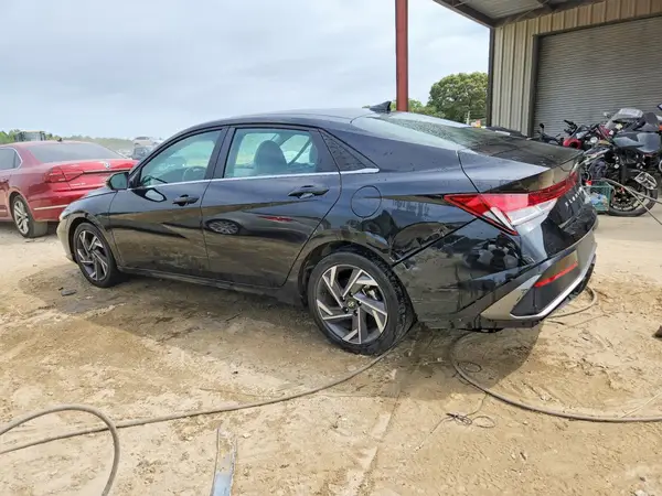 KMHLP4DG0SU981915 2025 HYUNDAI ELANTRA - Image 2