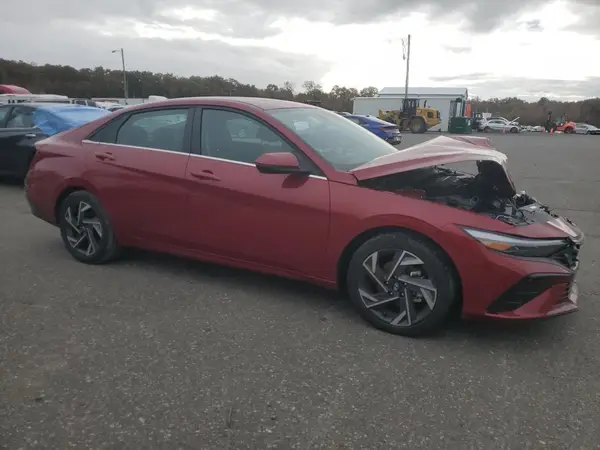 2025 HYUNDAI ELANTRA COPART lot 90115845 auction photo 4