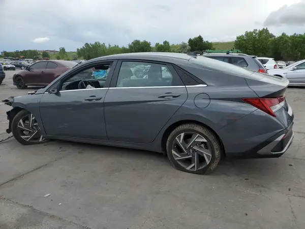 KMHLP4DG1RU654465 2024 HYUNDAI ELANTRA - Image 2