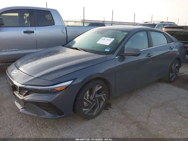 KMHLP4DG1RU770104 2024 HYUNDAI ELANTRA - Image 2