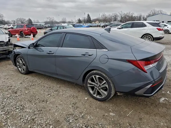 KMHLP4DG1RU777697 2024 HYUNDAI ELANTRA - Image 2