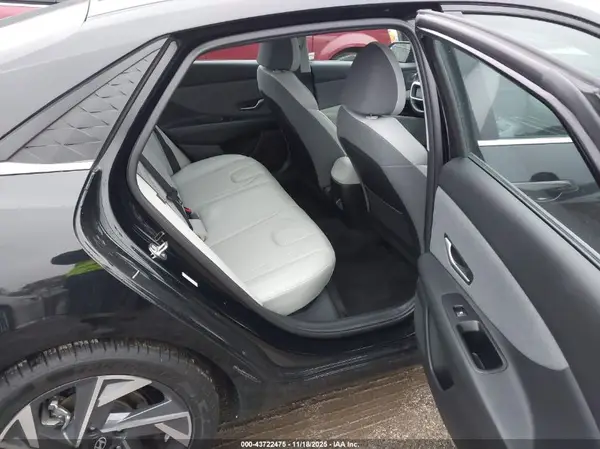KMHLP4DG1RU792068 2024 HYUNDAI ELANTRA - Image 8