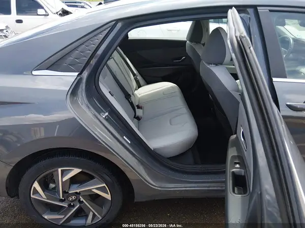 KMHLP4DG1RU818457 2024 HYUNDAI ELANTRA - Image 8