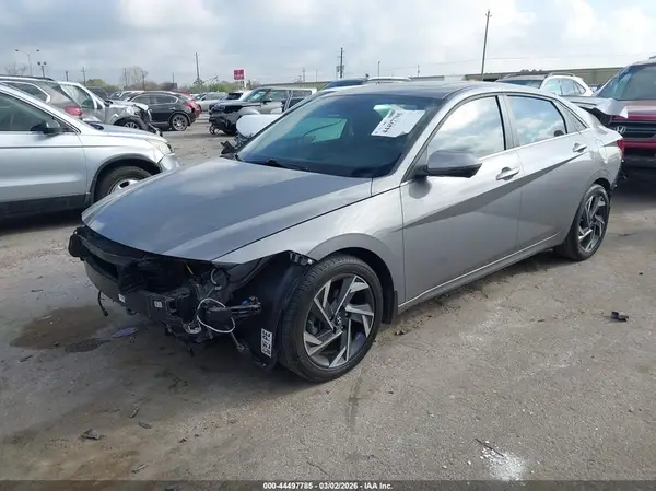 KMHLP4DG1RU827823 2024 HYUNDAI ELANTRA - Image 2
