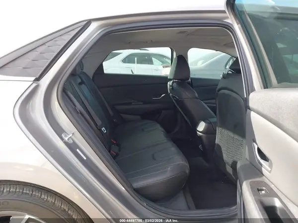 KMHLP4DG1RU827823 2024 HYUNDAI ELANTRA - Image 8