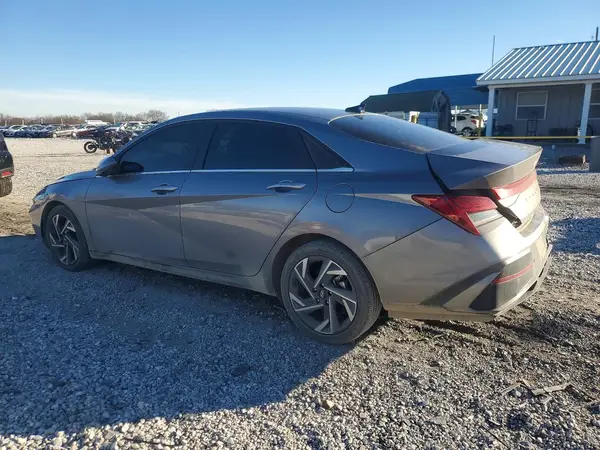 KMHLP4DG1RU828440 2024 HYUNDAI ELANTRA - Image 2