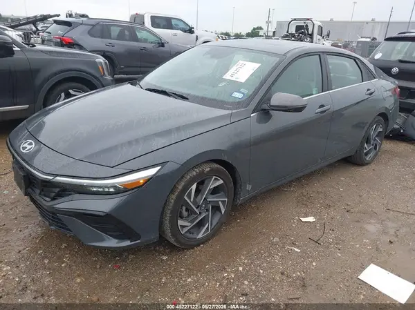 KMHLP4DG1SU005738 2025 HYUNDAI ELANTRA - Image 2