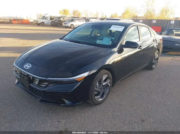 KMHLP4DG1SU027738 2025 HYUNDAI ELANTRA - Image 2