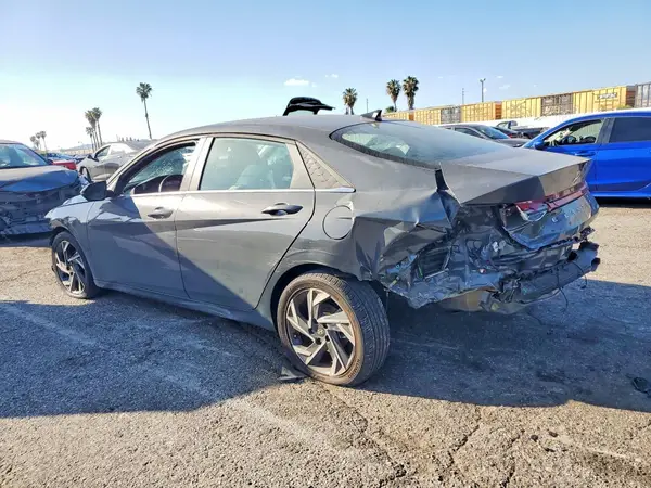 KMHLP4DG1SU866093 2025 HYUNDAI ELANTRA - Image 2