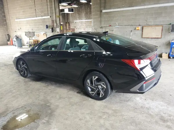 KMHLP4DG1SU956473 2025 HYUNDAI ELANTRA - Image 2