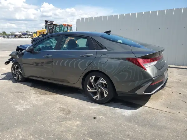 KMHLP4DG2RU635892 2024 HYUNDAI ELANTRA - Image 2