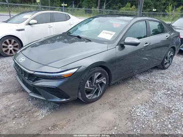 KMHLP4DG2RU664857 2024 HYUNDAI ELANTRA - Image 2