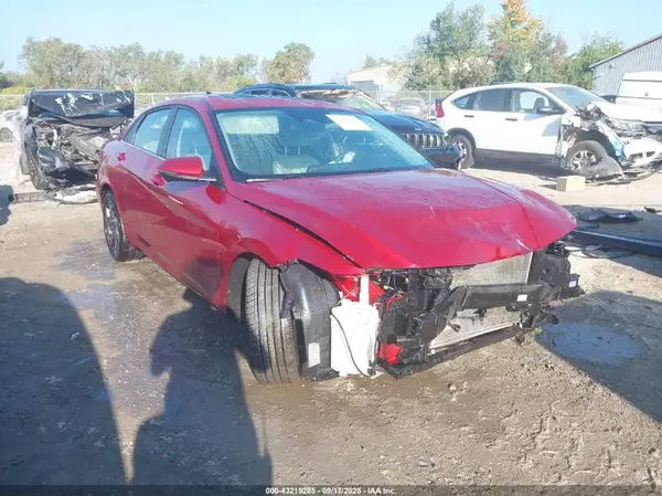 KMHLP4DG2RU680492 2024 HYUNDAI ELANTRA - Image 1