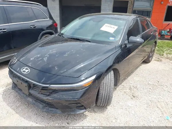 KMHLP4DG2RU681562 2024 HYUNDAI ELANTRA - Image 2