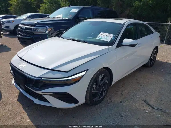 KMHLP4DG2RU776929 2024 HYUNDAI ELANTRA - Image 2
