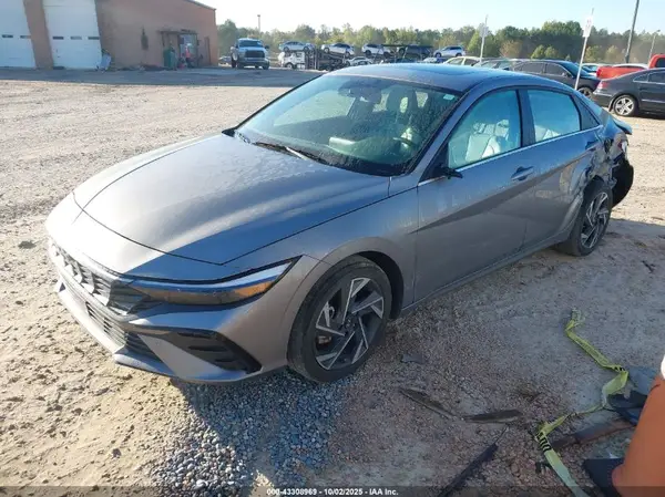 KMHLP4DG2RU777871 2024 HYUNDAI ELANTRA - Image 2