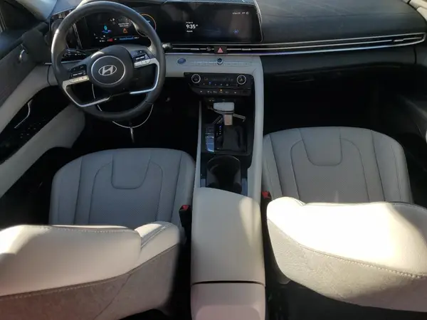 KMHLP4DG2RU794847 2024 HYUNDAI ELANTRA - Image 8