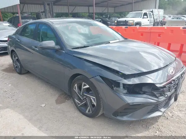 KMHLP4DG2RU828365 2024 HYUNDAI ELANTRA - Image 1