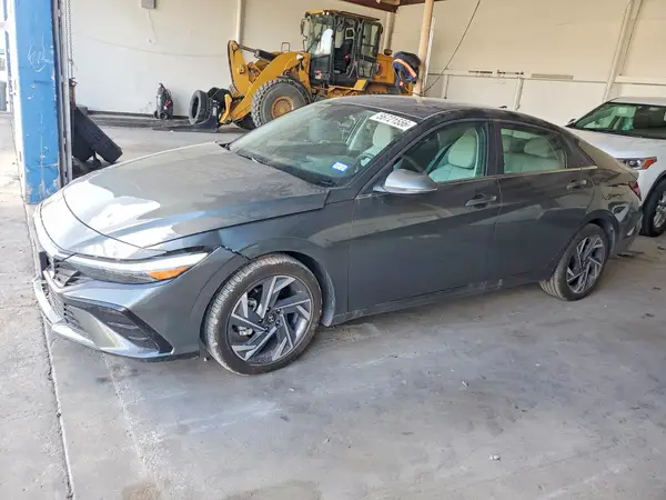 KMHLP4DG2SU069805 2025 HYUNDAI ELANTRA - Image 1