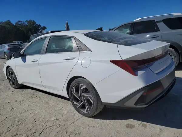 KMHLP4DG2SU926253 2025 HYUNDAI ELANTRA - Image 2