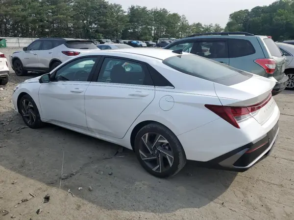 KMHLP4DG3RU663507 2024 HYUNDAI ELANTRA - Image 2