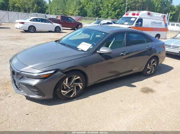 KMHLP4DG3RU714648 2024 HYUNDAI ELANTRA - Image 2