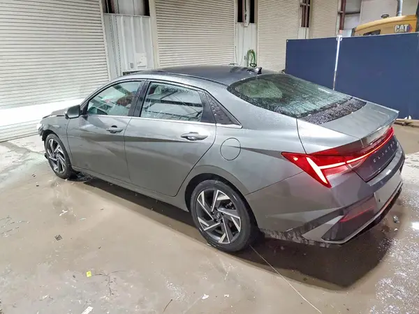 KMHLP4DG3RU765762 2024 HYUNDAI ELANTRA - Image 2