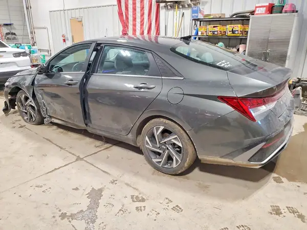 KMHLP4DG3RU770234 2024 HYUNDAI ELANTRA - Image 2