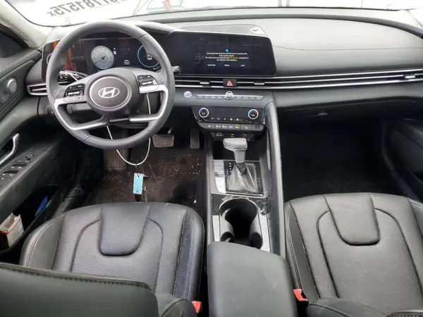 KMHLP4DG3RU770282 2024 HYUNDAI ELANTRA - Image 8